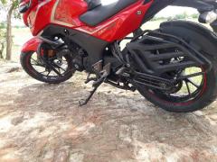 CB Hornet 160R